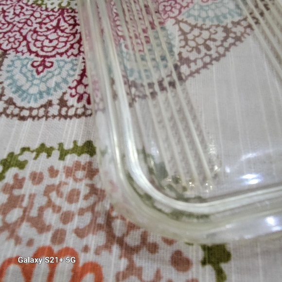 Vintage pyrex refrigerator dish - Picture 9 of 9